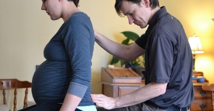 Pros and Cons of Chiropractic Care during Pregnancy